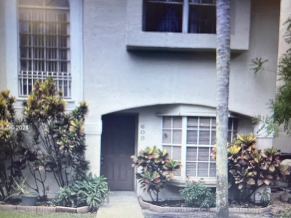 609 NW 109th Ave, Hollywood, FL 33026