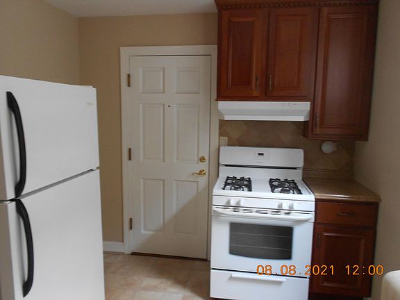 3rd image of 3937 N Lamon Ave