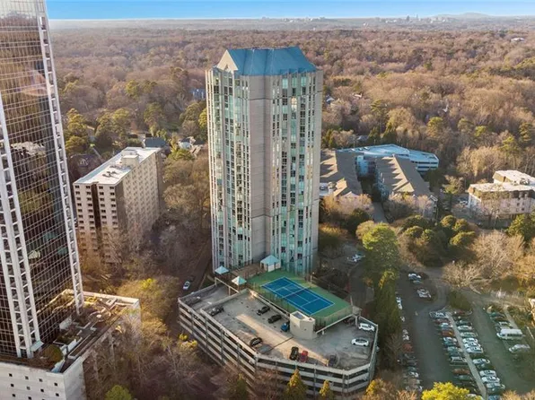 2870 Pharr Ct S, Atlanta, GA