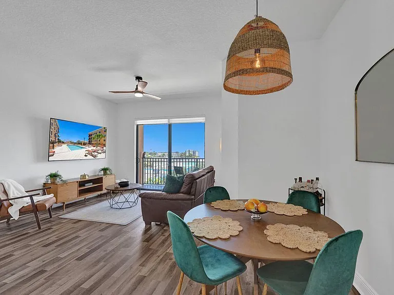 511 Lucerne Ave #613 — Photo 5