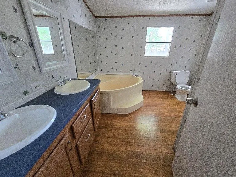 5815 Dylan Dr — Photo 10