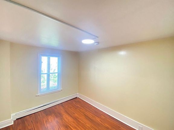 5th image of 81 Franklin St #2