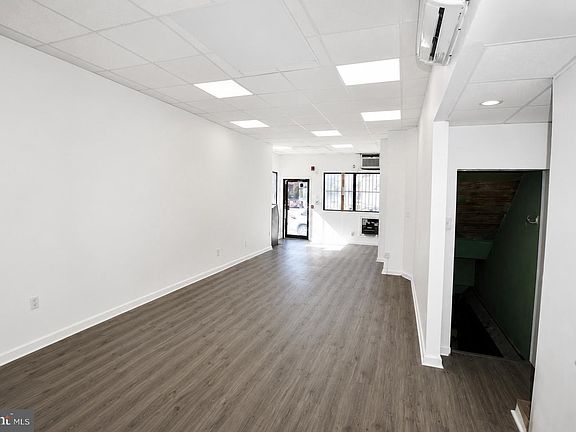 5th image of 2747 S 7th St