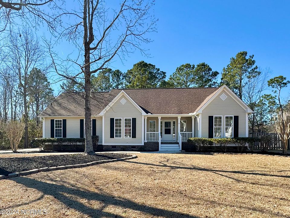 1st image of 439 Kingsworth Lane SE
