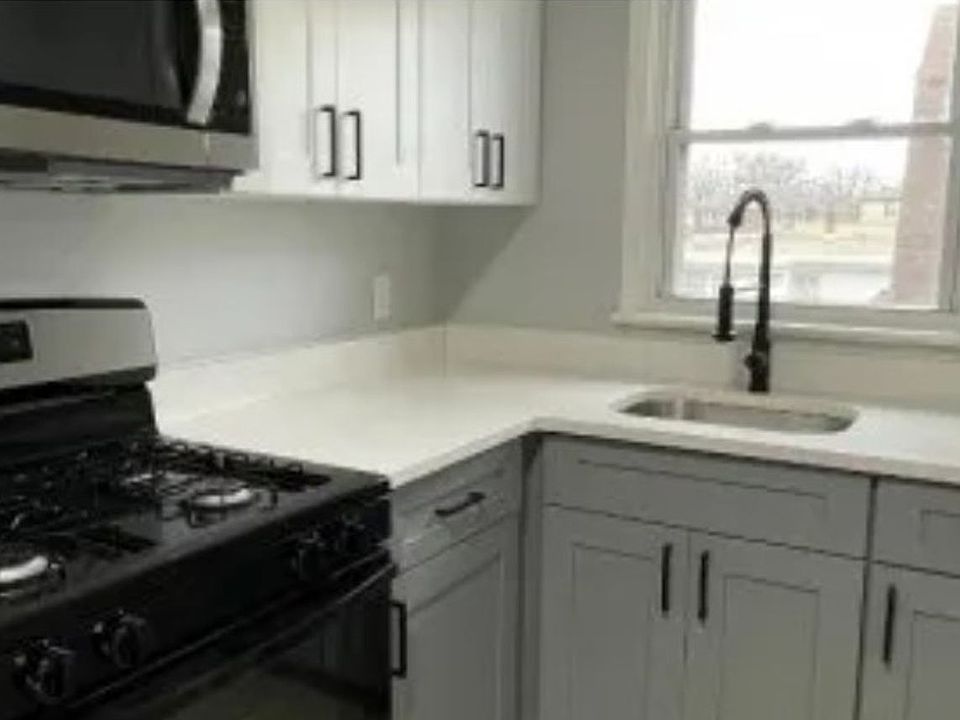 1st image of 616-614 Pierce Ave