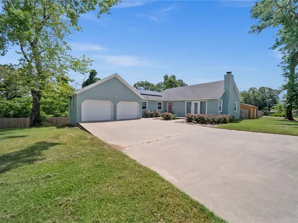 419 N F St, Rogers, AR 72756