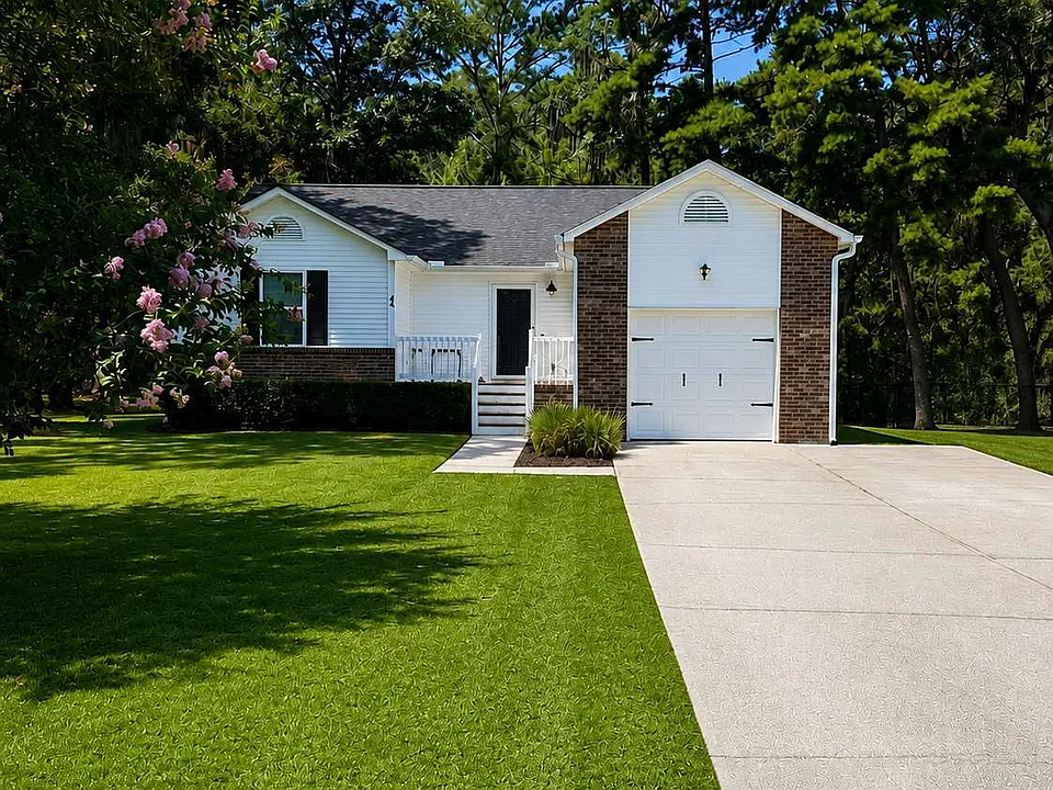 44 Canopy Ln