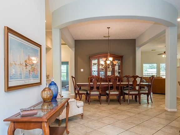 4th image of 13319 Yaupon Holly Ln
