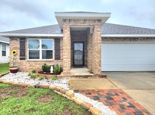 5560 Lancelot Trl, Milton, FL 32583
