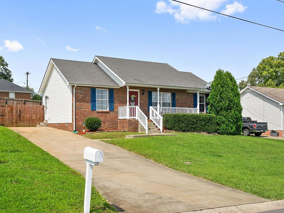 1st image of 934 Lindsey Dr
