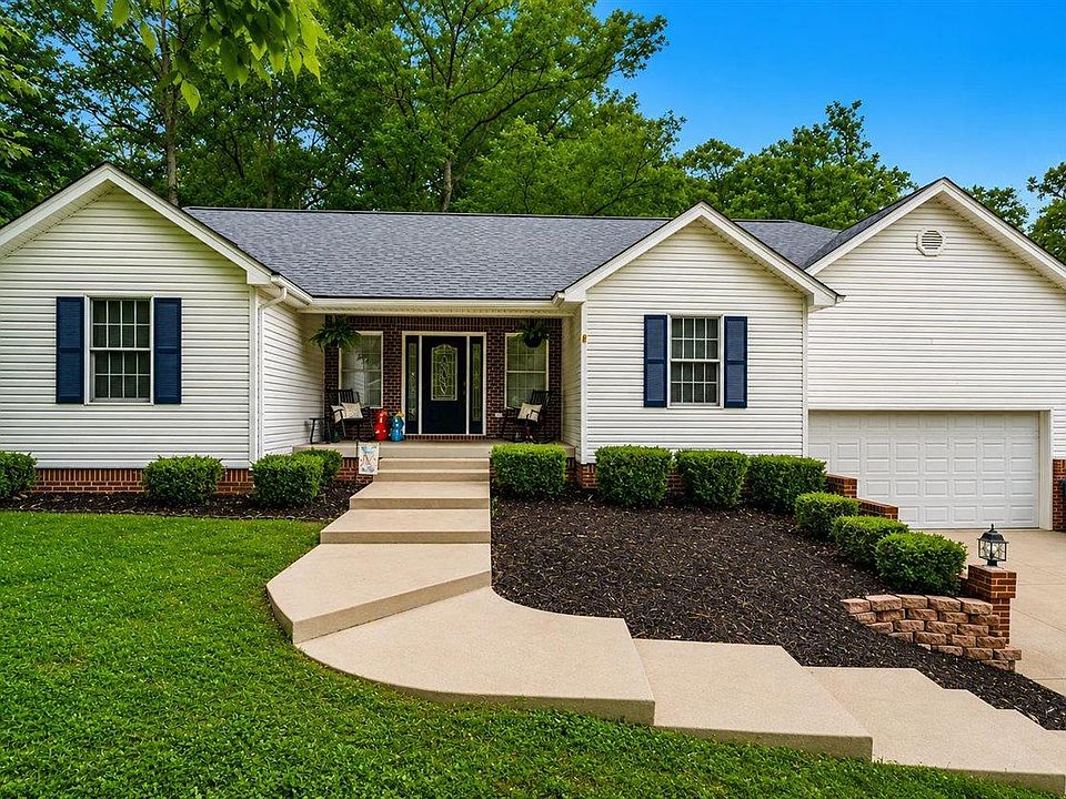 1st image of 310 Catbird Rd