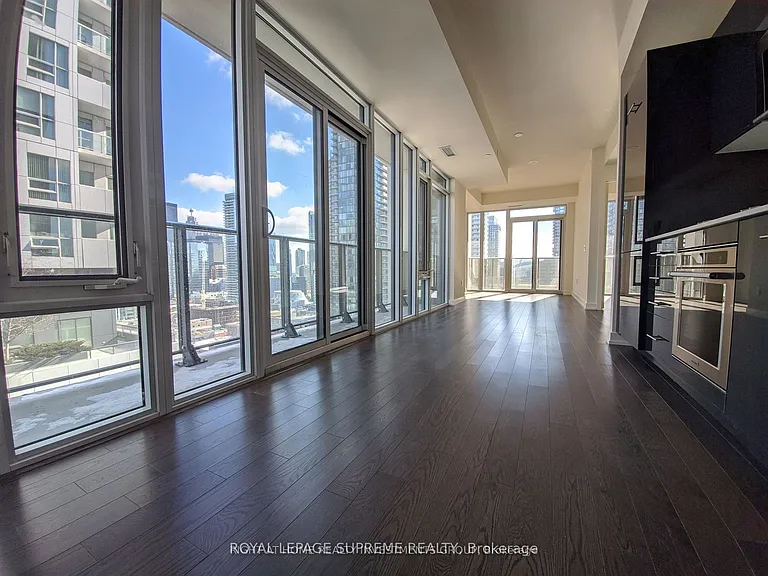 330 Richmond St W #2315 — Photo 6