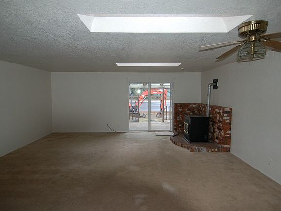 5th image of 8305 51st Ave NE