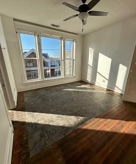 Large Bedroom