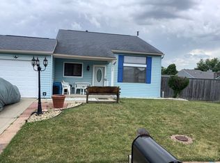 628 Woods Crossing Ln, Indianapolis, IN 46239