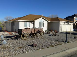 208 Heritage Ln, Aztec, NM 87410