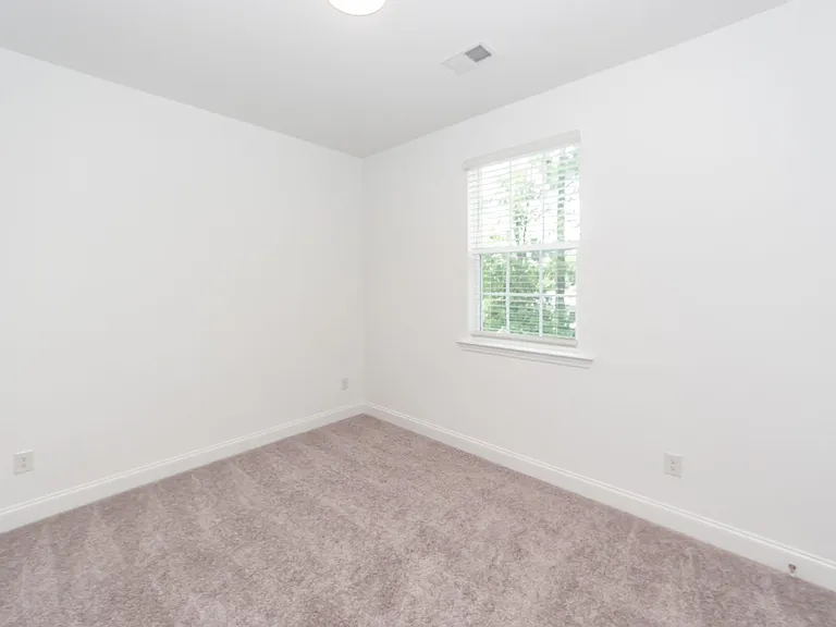 302 Twin Rivers Dr — Photo 30