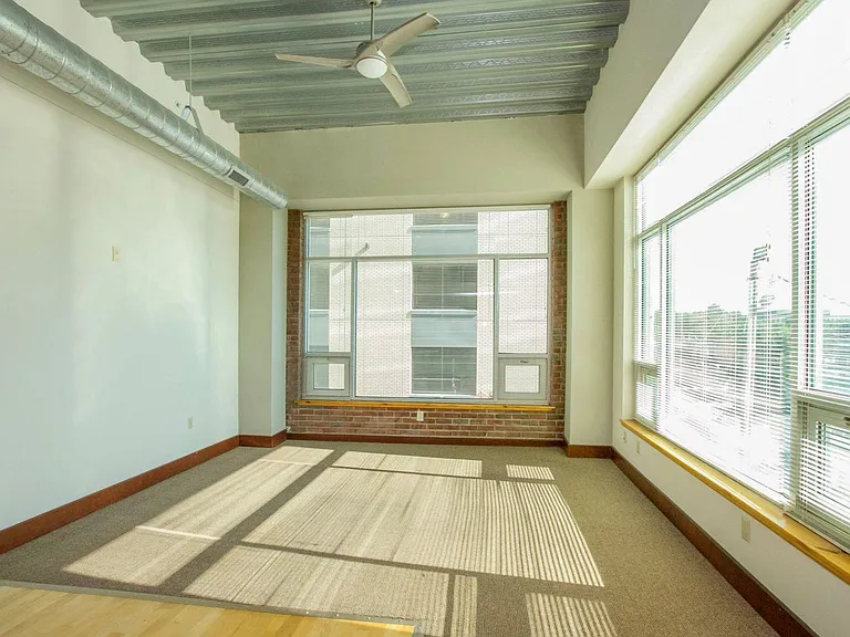 Chamberlain Lofts — Photo 7