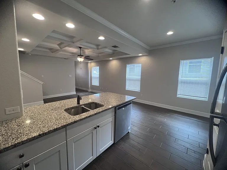 6302 Melanzane Ave #1 — Photo 5