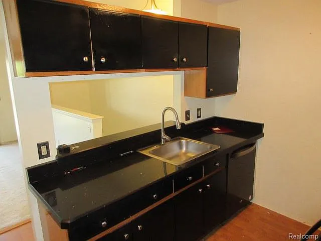 24056 Middlebelt Rd #20 — Photo 10