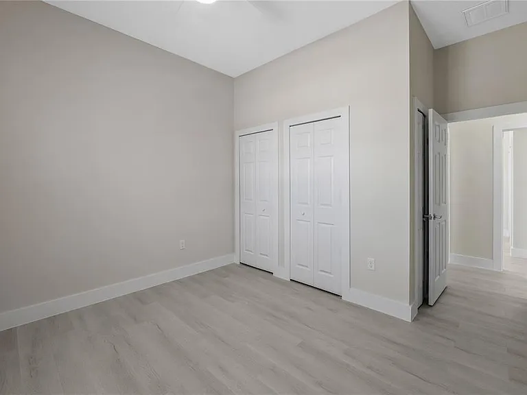 6976 Belltree Ct — Photo 12
