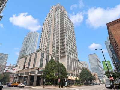 200 W Grand Ave APT 804, Chicago, IL, 60654