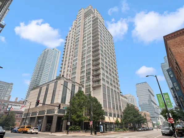 200 W Grand Ave APT 804, Chicago, IL 60654