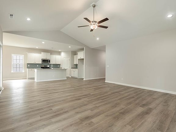 3rd image of 6800 Highway 1124