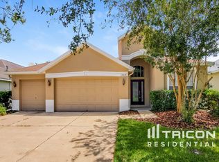 16418 Bridgewalk Dr, Lithia, FL 33547