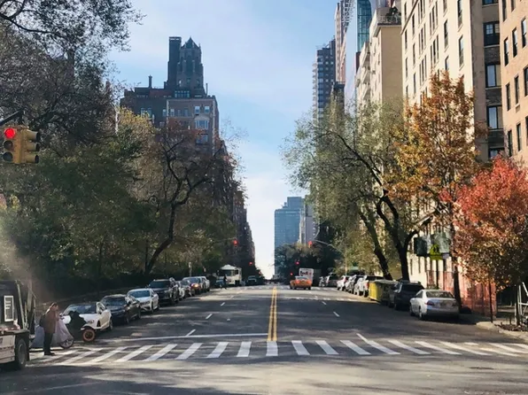 85 East End Avenue image 19 of 19