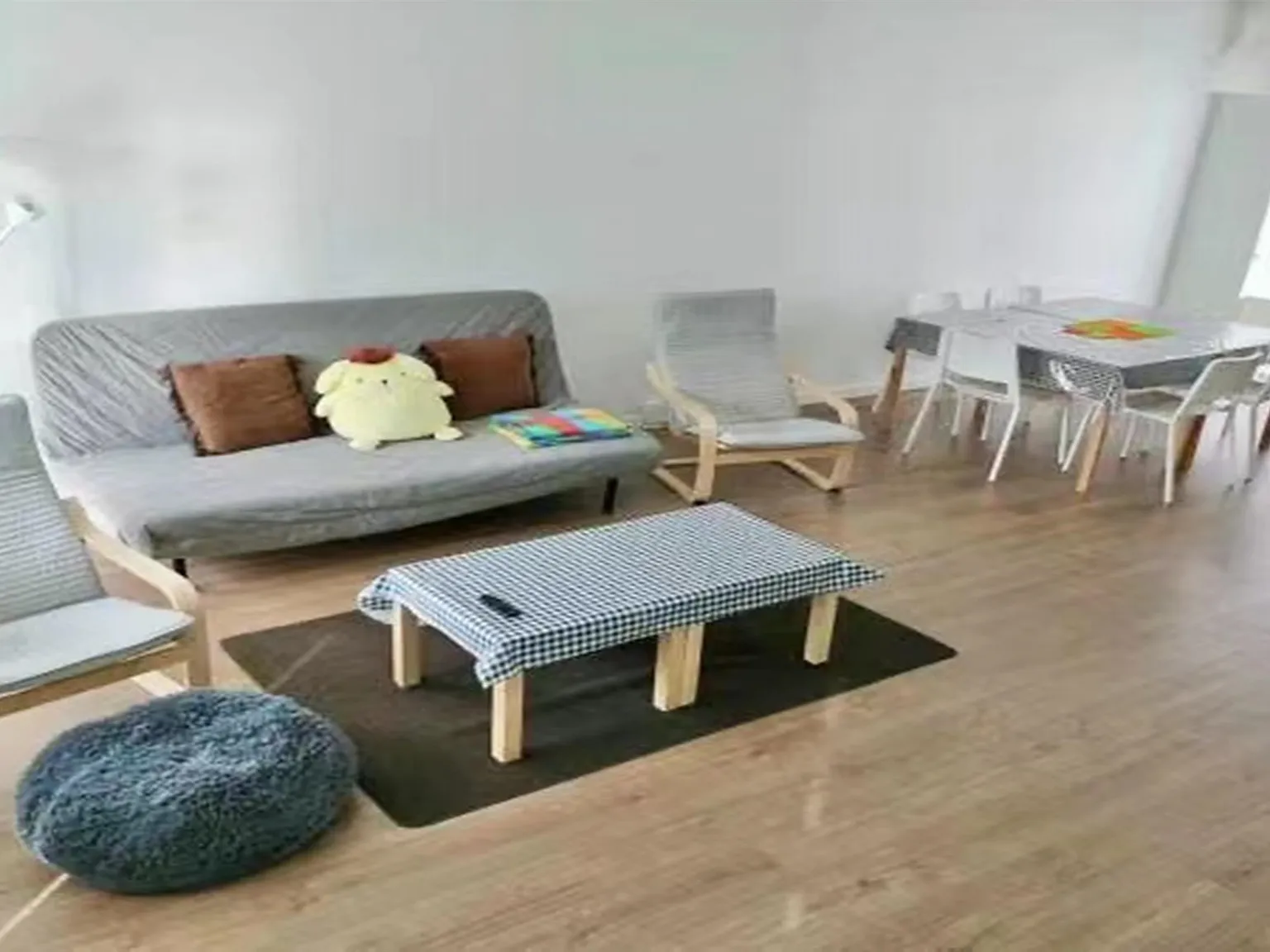 1 bed, 1400 sqft, $800 — Photo 3