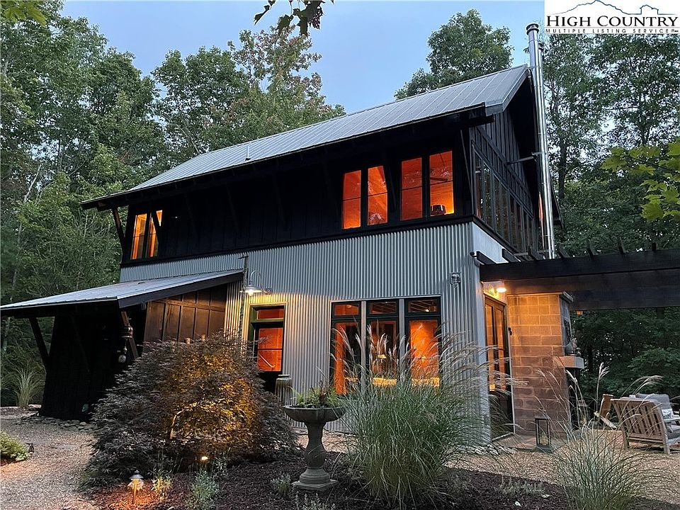1st image of 204 Shale Hollow Lane