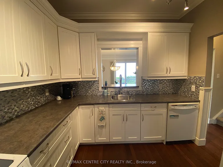 374 Front St #46 — Photo 9
