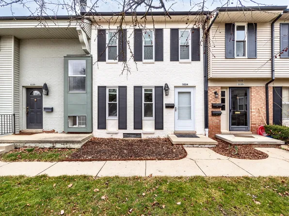3224 Bolgos Cir, Ann Arbor, MI 48105