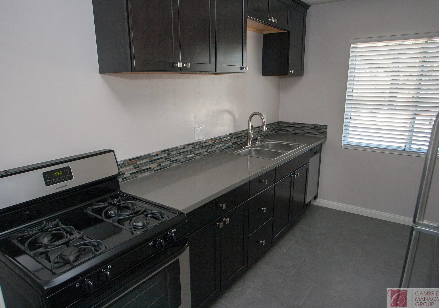 3176-3182 Reynard Way — Photo 3