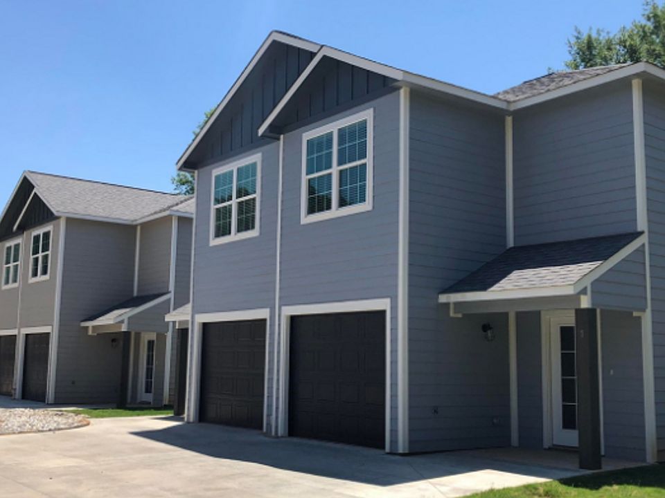 1st image of 3320 Robin Ln #7