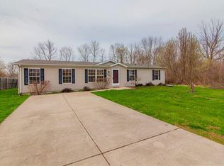 131 Pleasant Run Dr, Markleville, IN 46056