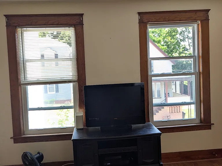 197 Nichols St #2 — Photo 9