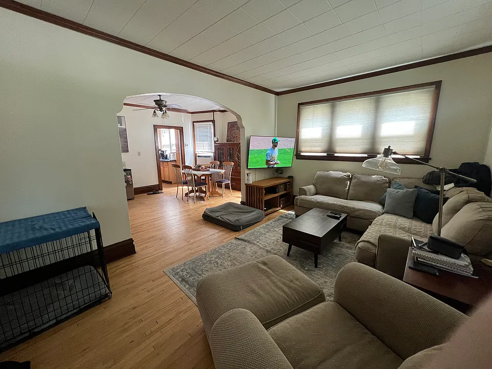 1607 Adams St NE #1