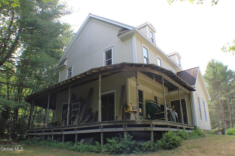 2nd image of 135 Glenwild Road