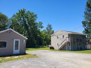 989-1009 Middle Pownal Rd, Pownal, VT 05261
