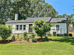 1909 Headland Dr, East Pt, GA 30344
