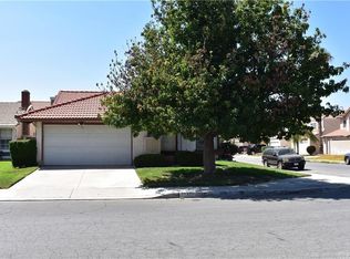 11320 Redwood Ct, Fontana, CA 92337