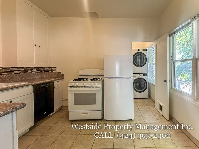 8548 Alcott St — Photo 6