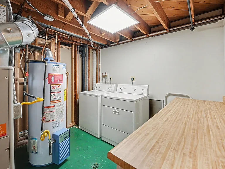 6630 S Washington St — Photo 21