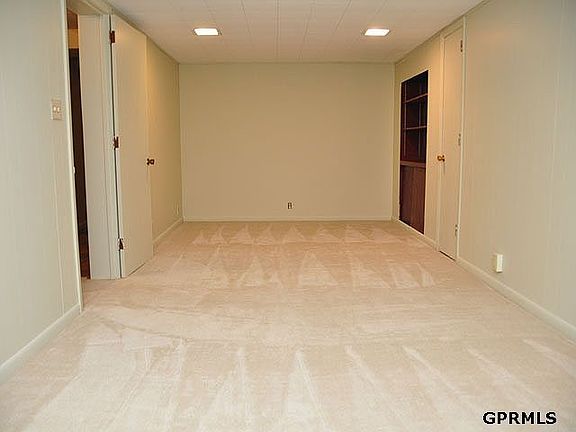 5th image of 3011 S 44th St