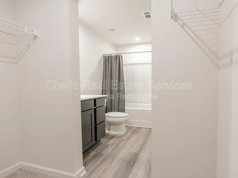 2935 Winterberry Dr — Photo 12