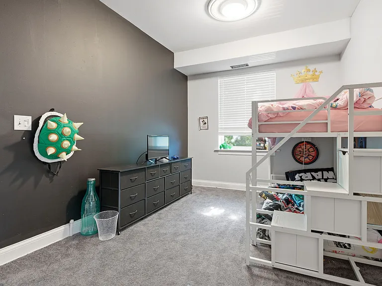 4159 W Fullerton Ave #2 — Photo 22
