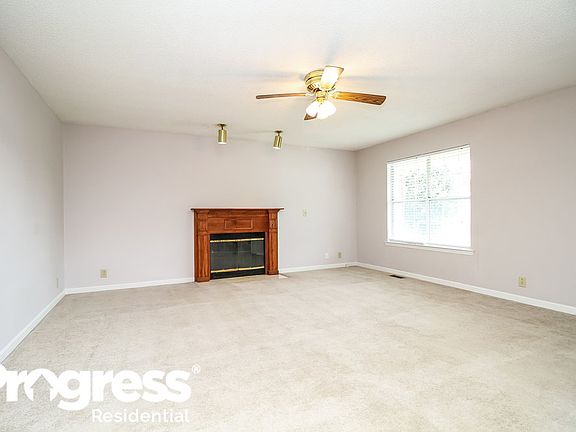 4th image of 2503 Woods Ct