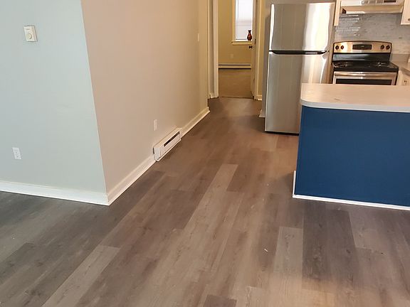 2nd image of 714 Hammond St
